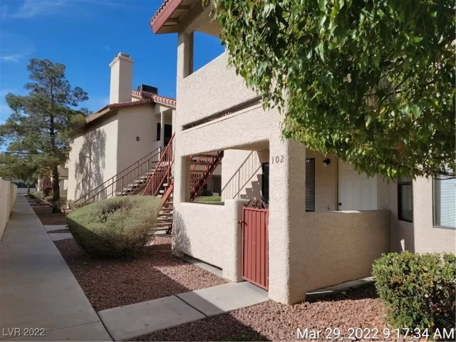 MLS: 2380913 Condo For Sale