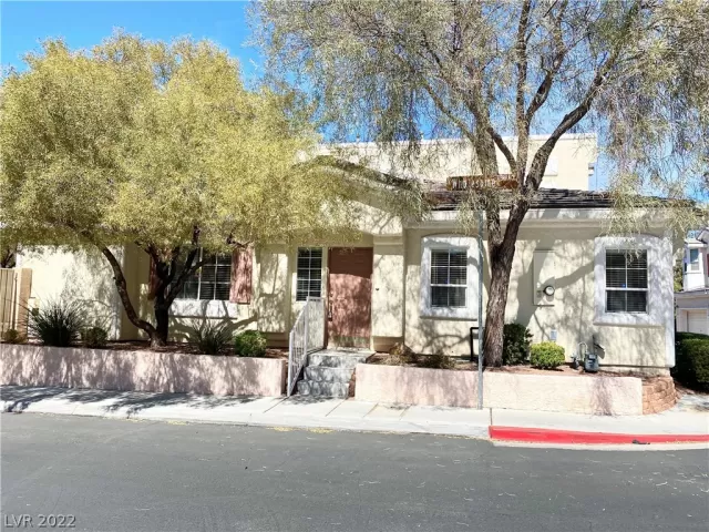 MLS: 2380916 Condo For Sale