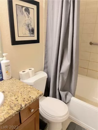 Photo #2: 2380926 Listing