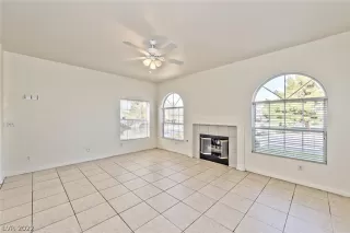 Photo #2: 2380955 Listing 