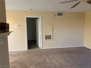 Photo #4: 2380986 Listing 