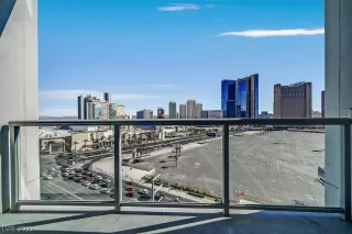 Photo #1: 2381054 Listing 