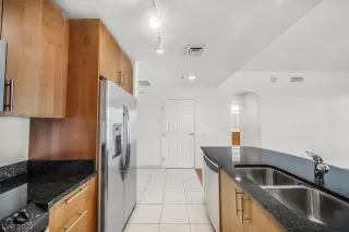 Photo #4: 2381054 Listing 