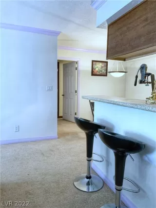 Photo #6: 2381055 Listing