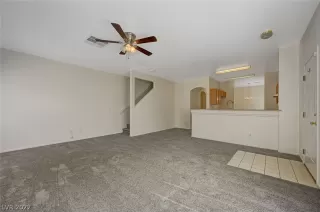 Photo #2: 2381064 Listing