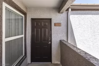 Photo #2: 2381071 Listing