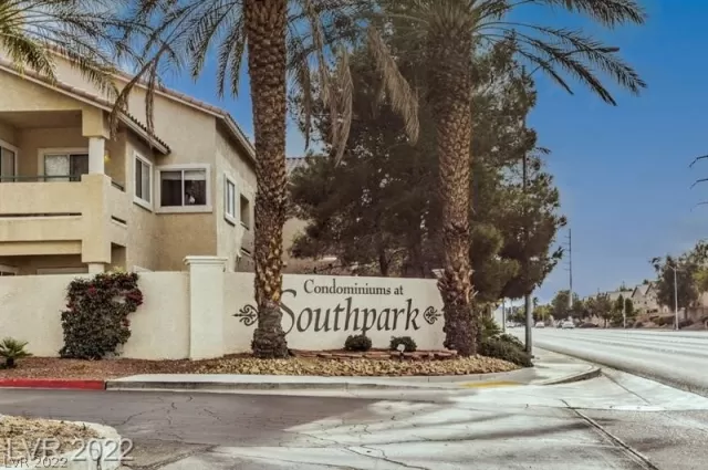 MLS: 2381083 Condo For Sale