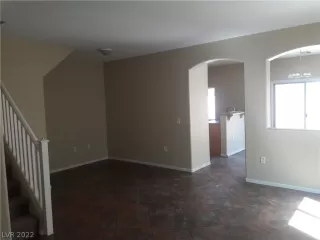 Photo #2: 2381150 Listing 