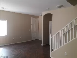 Photo #3: 2381150 Listing 