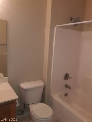 Photo #6: 2381150 Listing 