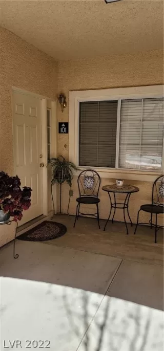 Photo #1: 2381182 Listing