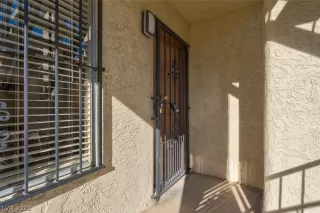 Photo #2: 2381222 Listing 