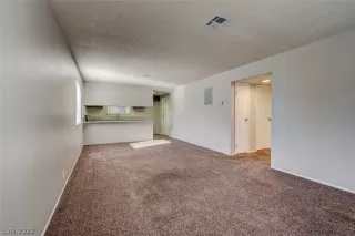 Photo #4: 2381222 Listing 