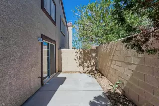 Photo #4: 2381242 Listing 