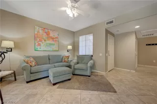 Photo #2: 2381246 Listing 