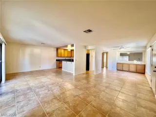 Photo #1: 2381252 Listing