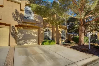 Photo #6: 2381310 Listing