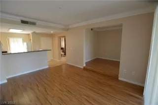 Photo #1: 2381318 Listing