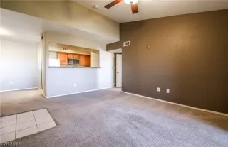 Photo #4: 2381376 Listing 