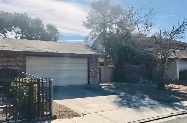 MLS: 2381395 Condo For Sale