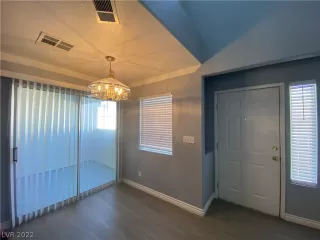 Photo #2: 2381415 Listing 