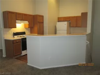 Photo #4: 2381450 Listing 