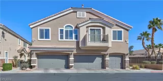 Photo #3: 2381525 Listing