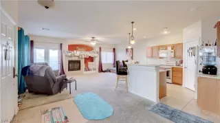 Photo #6: 2381525 Listing