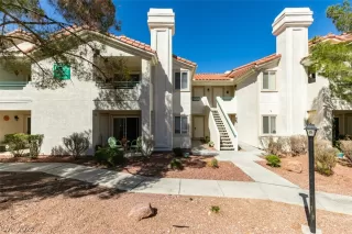 Photo #1: 2381578 Listing 