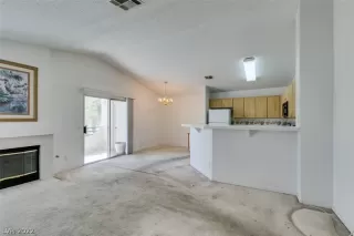 Photo #4: 2381578 Listing 