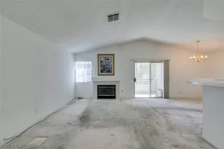 Photo #6: 2381578 Listing 