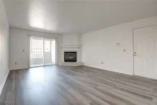 Photo #2: 2381588 Listing 