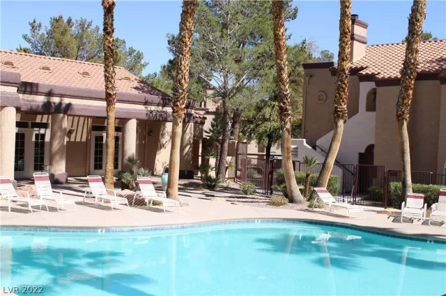 MLS: 2381595 Condo For Sale