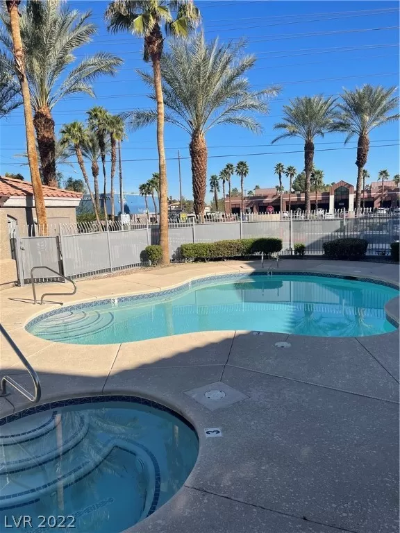 MLS: 2381597 Condo For Sale