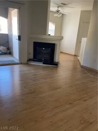 Photo #1: 2381597 Listing