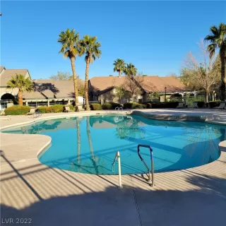 Photo #1: 2381612 Listing 