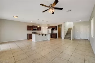 Photo #2: 2381614 Listing 