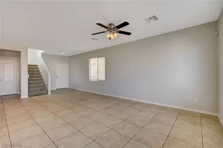 Photo #3: 2381614 Listing 