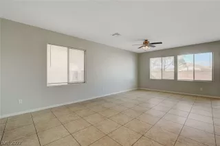 Photo #4: 2381614 Listing 