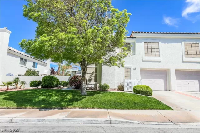 MLS: 2381623 Condo For Sale