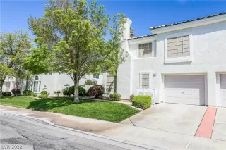 Photo #1: 2381623 Listing 