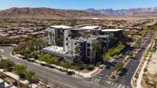 Photo #1: 2381657 Listing