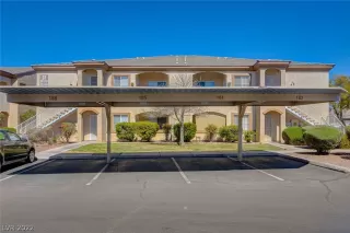 Photo #3: 2381729 Listing