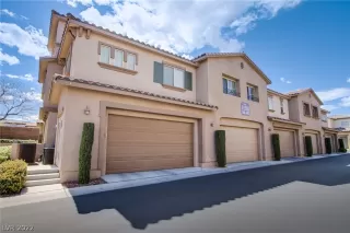 Photo #1: 2381739 Listing