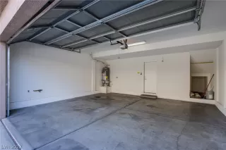 Photo #2: 2381739 Listing