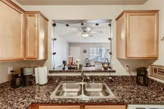 Photo #4: 2381751 Listing