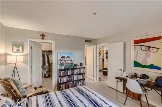 Photo #6: 2381751 Listing