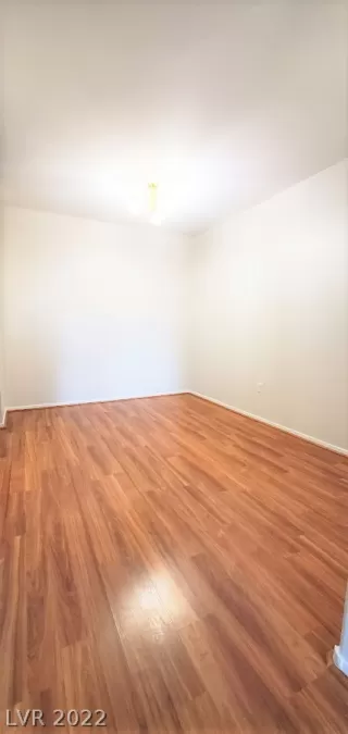 Photo #5: 2381787 Listing 