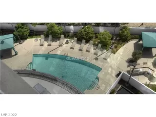 Photo #2: 2381792 Listing 