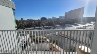 Photo #5: 2381792 Listing 